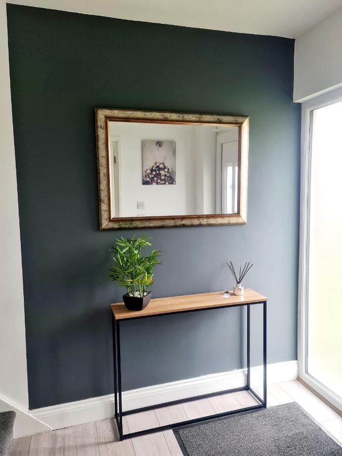 Contractor Accommodation Near Heathrow, Windsor Minutes From M4 슬라우 외부 사진